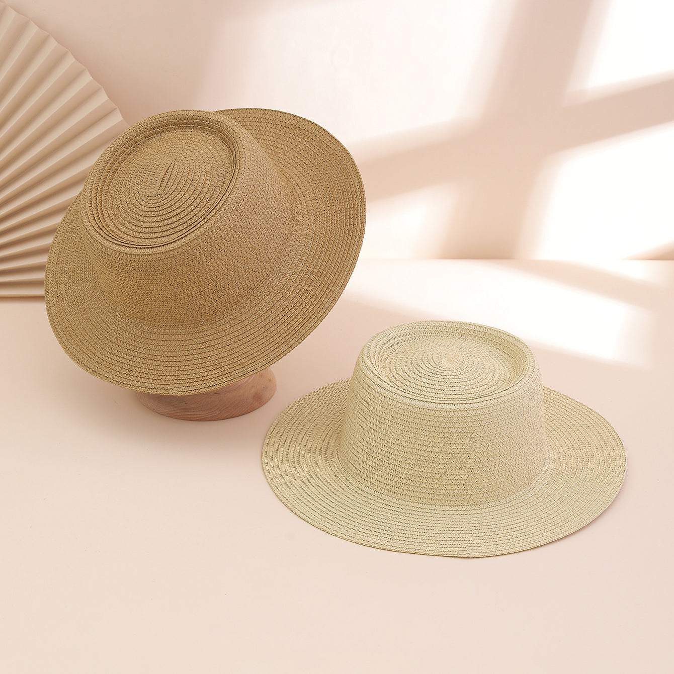A Stylish And Versatile  Foldable Concave Sun Hat For Ladies